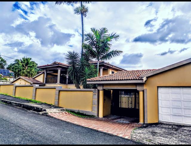 4 BEDROOM HOUSE FOR SALE IN ESCOMBE